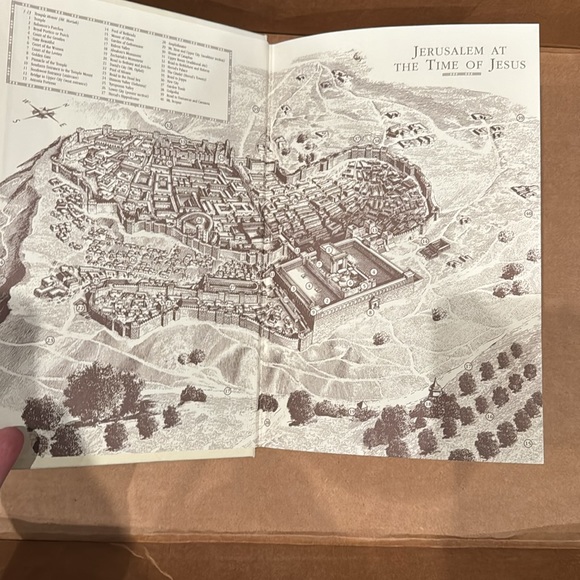 3 Lund books hardbacks EUC - Picture 3 of 4